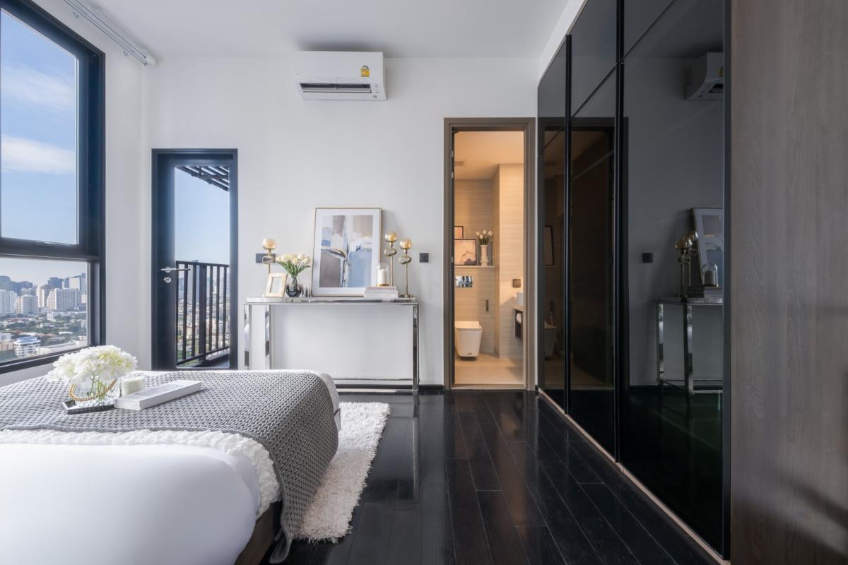 ขายคอนโดสุขุมวิท อโศก ทองหล่อ : 🔥ขายด่วน🔥พาร์ค ออริจิ้น ทองหล่อ คอนโดใจกลางเมือง ห้องสวย แต่งหรู เฟอร์นิเจอร์ครบพร้อมเข้าอยู่ ติดรถไฟฟ้า เดินทางสะดวก