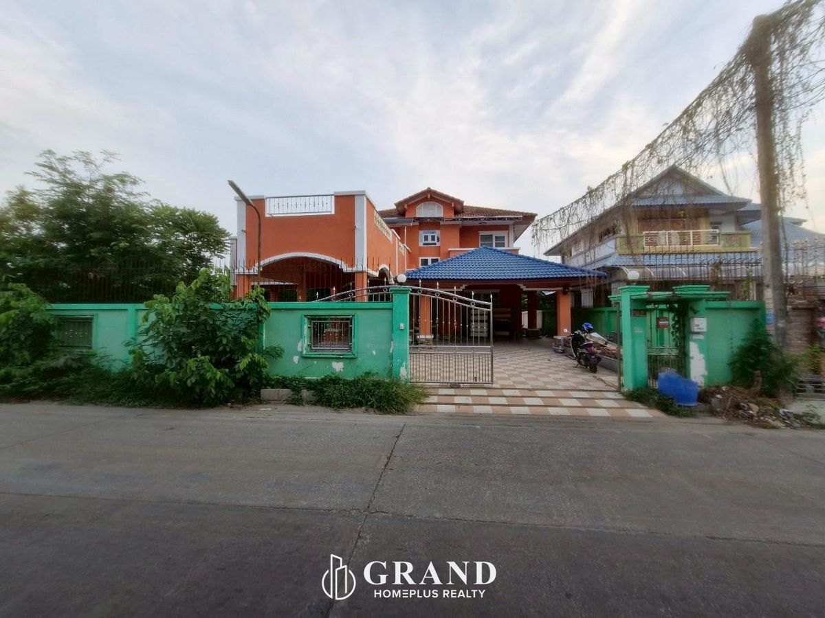 ขายบ้านปทุมธานี รังสิต ธรรมศาสตร์ : บ้านเดี่ยว 2 ชั้น ซอยปั้นทองนิเวศน์2 ตำบลคูคต ปทุมธานี