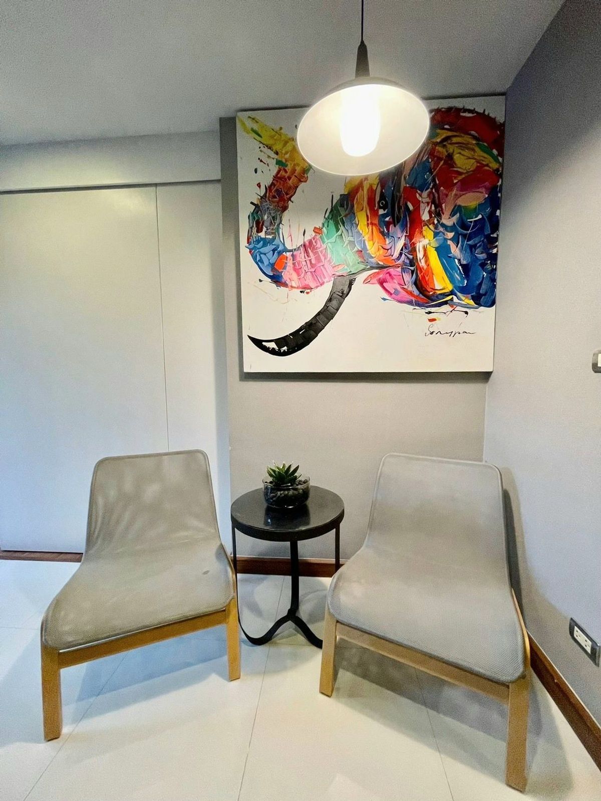 ขายคอนโดสุขุมวิท อโศก ทองหล่อ : Tree condo Ekamai / 1 Bedroom (SALE WITH TENANT), ทรี คอนโด เอกมัย / 1 ห้องนอน (ขายพร้อมผู้เช่า) NUUN022