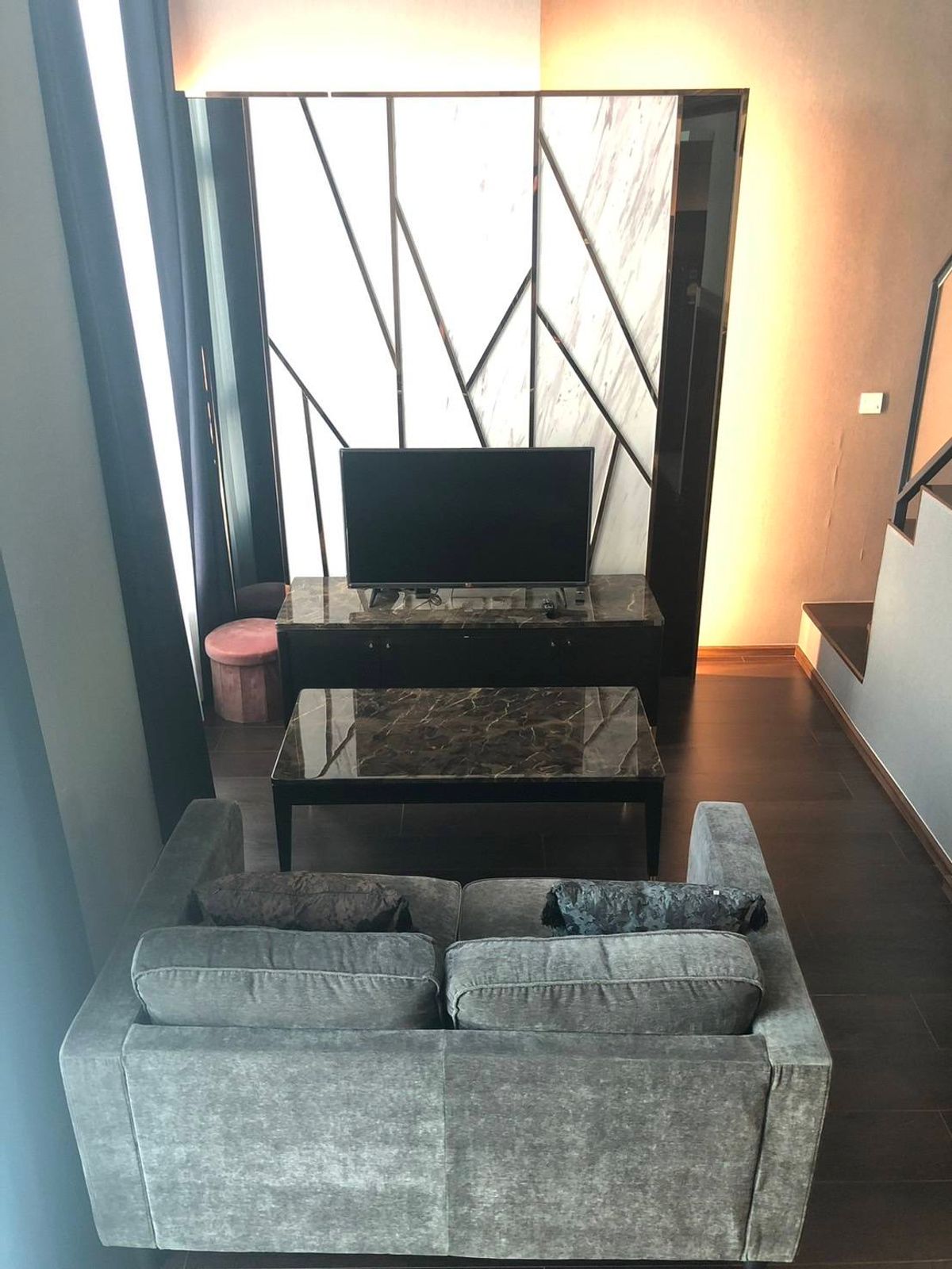 ขายคอนโดสุขุมวิท อโศก ทองหล่อ : C EKKAMAI / 1 Bedroom (FOR SALE), ซี เอกมัย / 1 ห้องนอน (ขาย) NUUN020