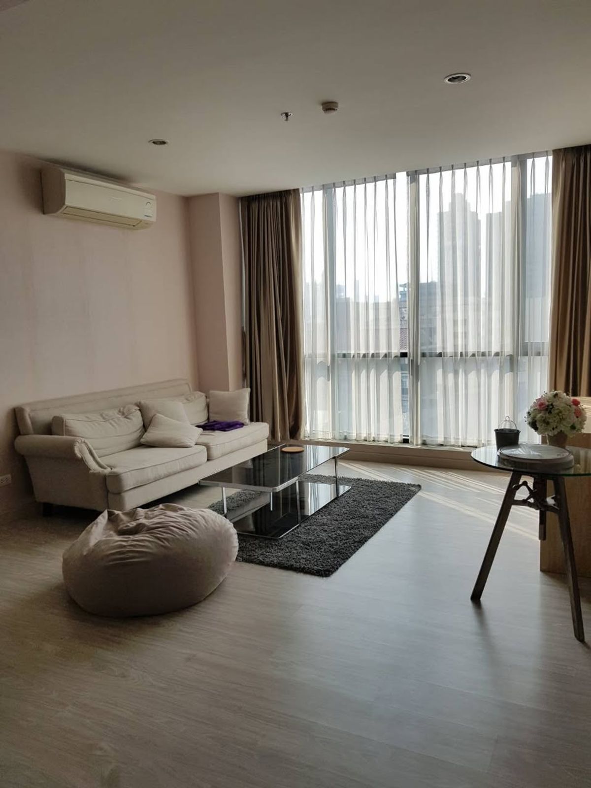 ขายคอนโดสุขุมวิท อโศก ทองหล่อ : Movenpick Residences Ekkamai / 1 Bedroom (SALE WITH TENANT) , เมอเวนพิค เรสซิเดนซ์ เอกมัย / 1 ห้องนอน  (ขายพร้อมผู้เช่า) NUUN019