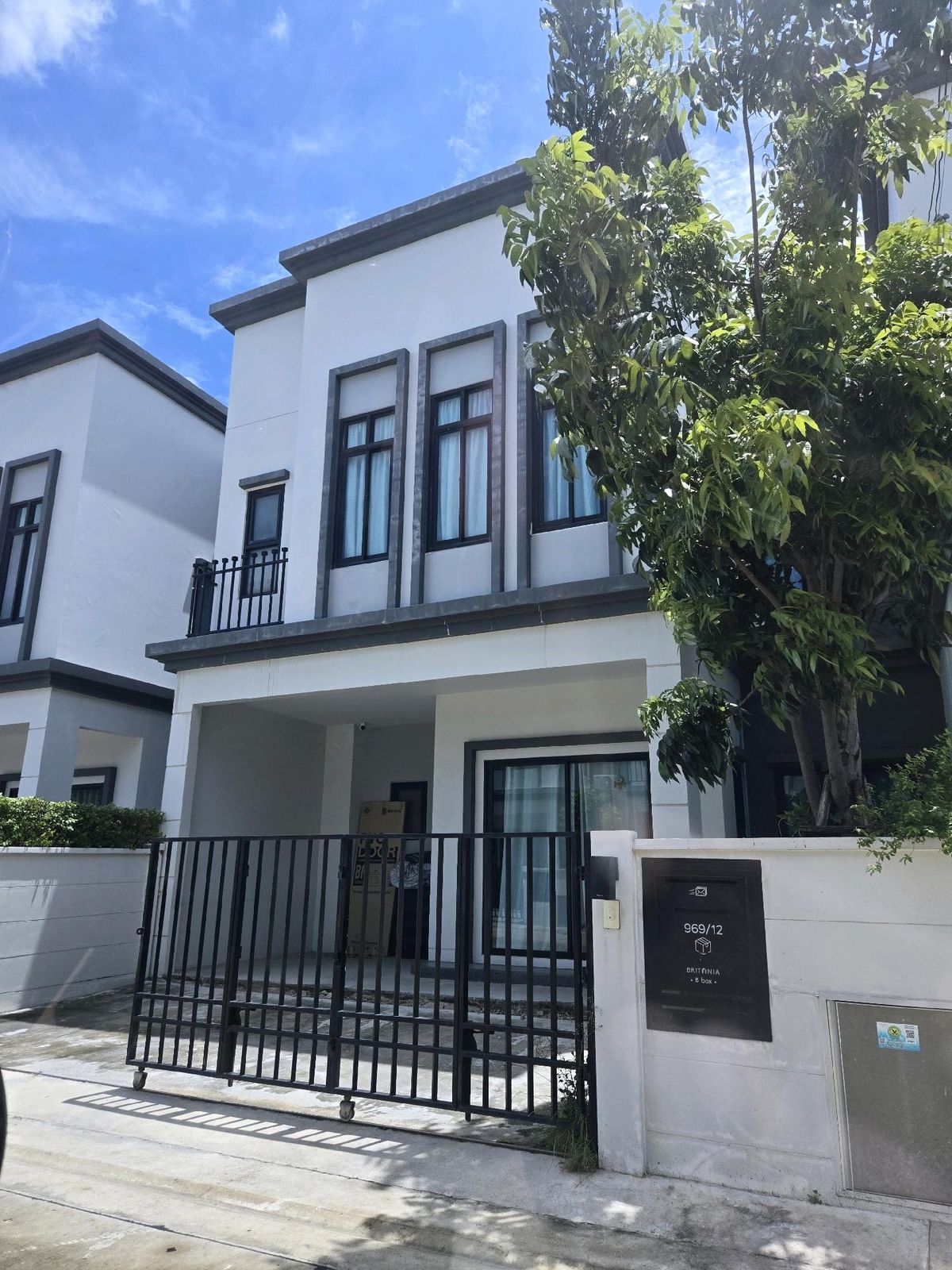 ให้เช่าบ้านสมุทรปราการ สำโรง : ให้เช่า บริทาเนีย แพรกษา สเตชั่น Britania Praksa Station (บ้านใหม่ไม่เคยปล่อยเช่า)