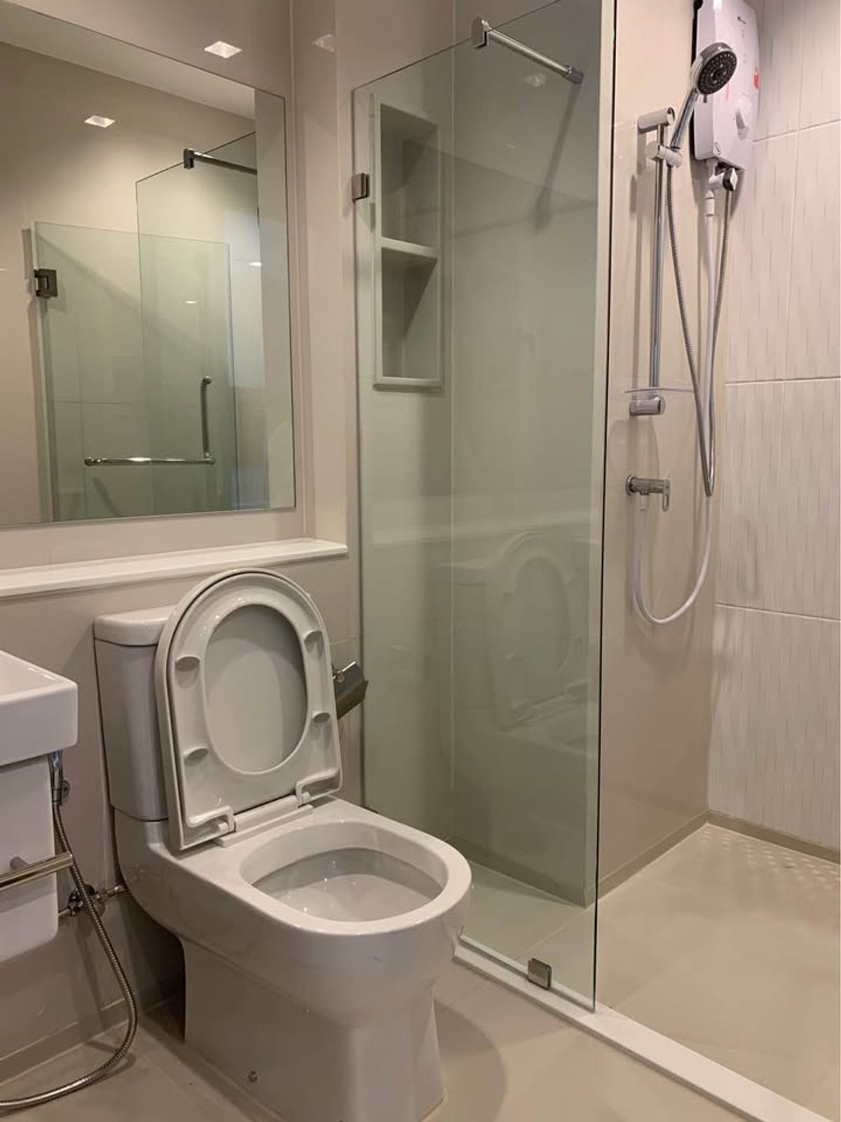 CondoRama9, Petchburi, RCA : For Rent & Amp; SALES 🚩 Life Asoke Rama 9 🛌 1 studio 28 SQ.M.🚇near mrt. Rama 9