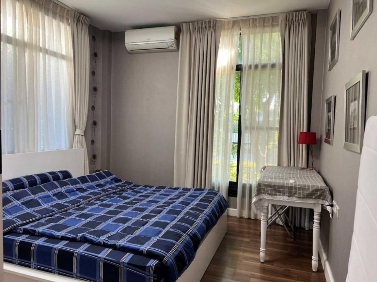 ให้เช่าบ้านลาดกระบัง สุวรรณภูมิ : 🏡 ให้เช่าบ้านเดี่ยว มัณฑนา อ่อนนุช – วงแหวน 4 (Manthana Onnut - Wongwaen 4) พื้นที่กว้างขวาง • เฟอร์ครบ • เลี้ยงสัตว์ได้