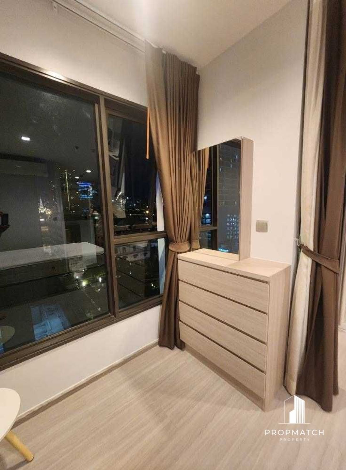 ขายคอนโดพระราม 9 เพชรบุรีตัดใหม่ RCA : ⚡️Flash  Deal⚡️  Life asoke rama9   3.3Mb 🏆ราคาถูกที่1   26 Sqm   Studio   ขายพร้อมผู้เช่า 15,000   🔥แต่งสวยบิ้วอินมาแล้ว 📞 พัตเตอร์  0928895628