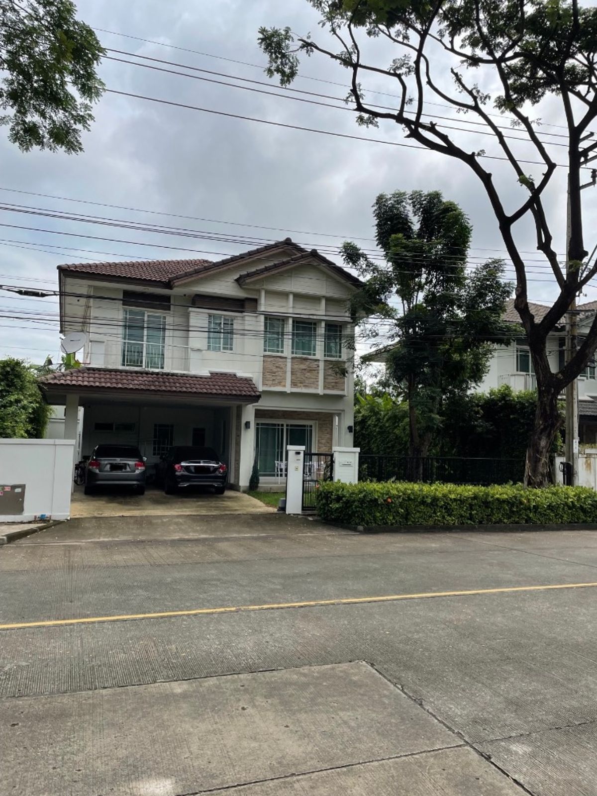 ให้เช่าบ้านนวมินทร์ รามอินทรา : 🏡 ให้เช่าบ้านเดี่ยว มัณฑนา รามอินทรา – วงแหวน ทำเลดี • เฟอร์นิเจอร์ครบ • พร้อมเข้าอยู่