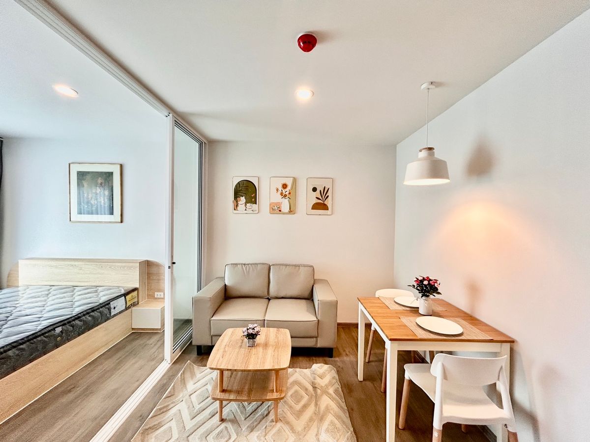 For RentCondoBangna, Bearing, Lasalle : Regent Home Bangna (new project) / corner room and almost the corner of building A, 12th floor