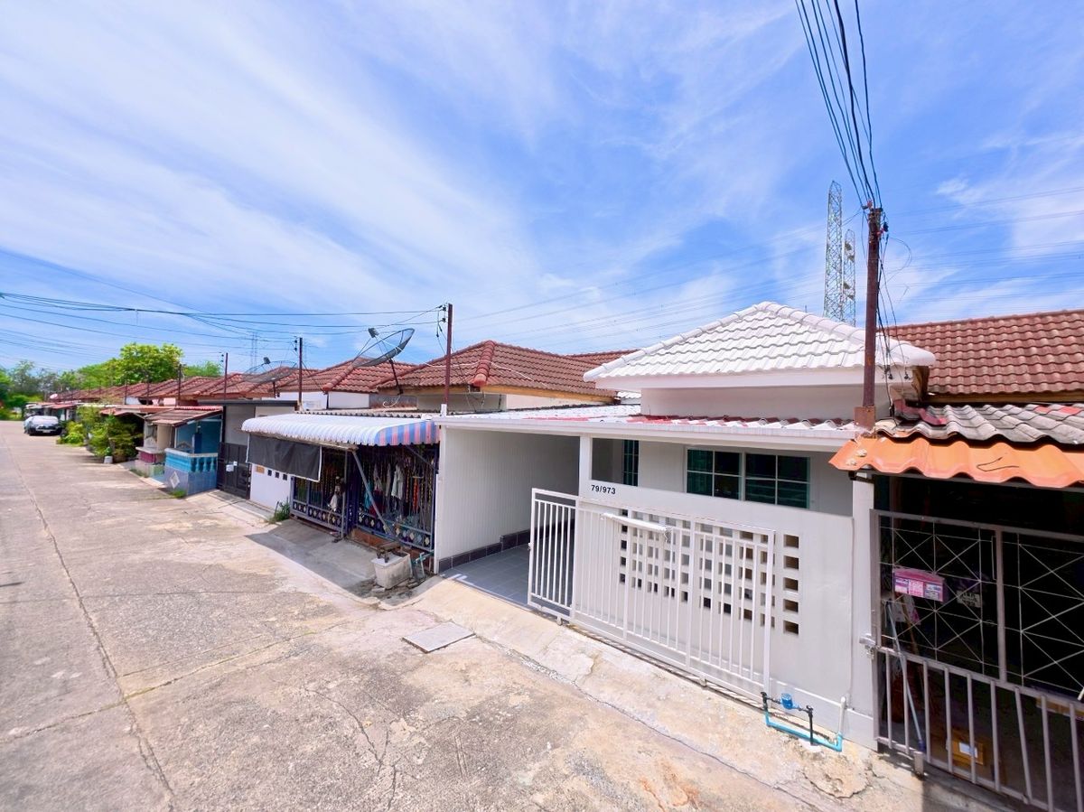 ขายทาวน์โฮมปทุมธานี รังสิต ธรรมศาสตร์ : หมู่บ้านพรพิสาร 5 ถนนรังสิต-นครนายก ต.ลำผักกูด อ.ธัญบุรี จ.ปทุมธานี