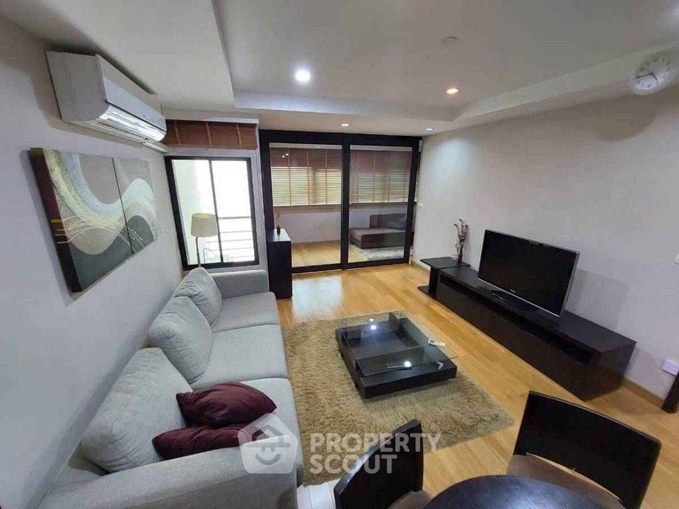 ขายคอนโดสาทร นราธิวาส : คอนโด 1-ห้องนอน ที่ สาธร การ์เด้นส์ ใกล้ MRT สีลม
