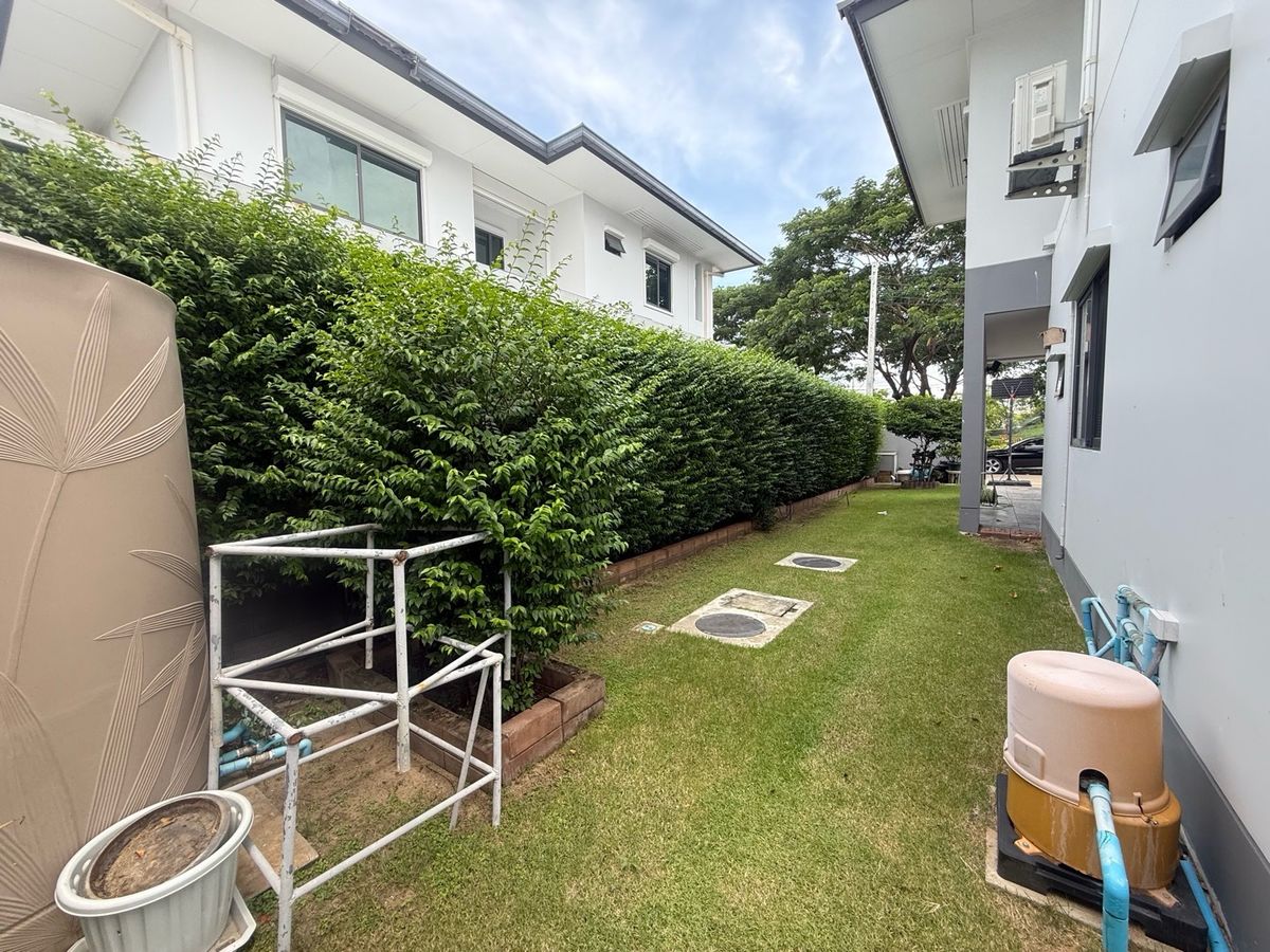 For SaleHousePhutthamonthon, Salaya : 2 -storey detached house, good location near the club house, peaceful, more than 6 cars