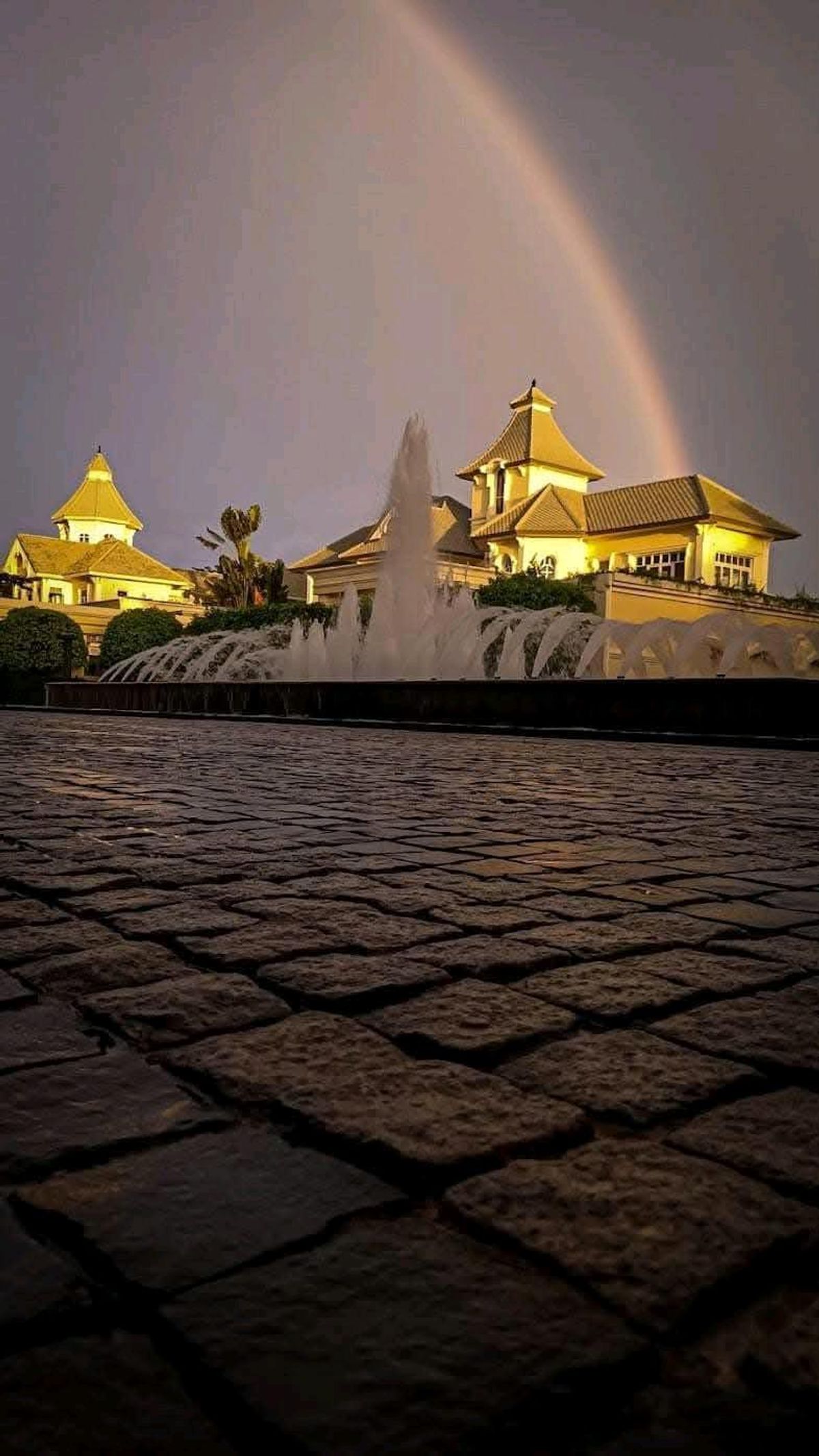 บ้านเกษตร นวมินทร์ ลาดปลาเค้า : ปล่อยเช่าบ้านหรู และขายบ้านหรู The Royal Residence 