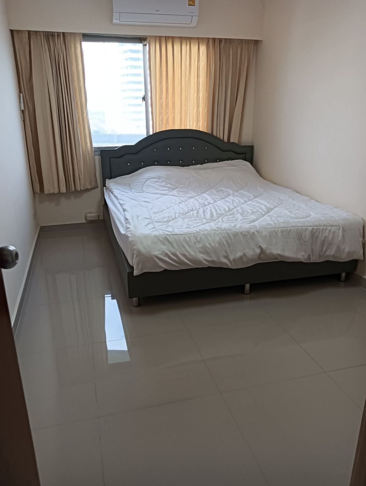 ให้เช่าคอนโดพระราม 3 สาธุประดิษฐ์ : 15,000 BHT/Month SV City Rama 3, 2 Bedrooms