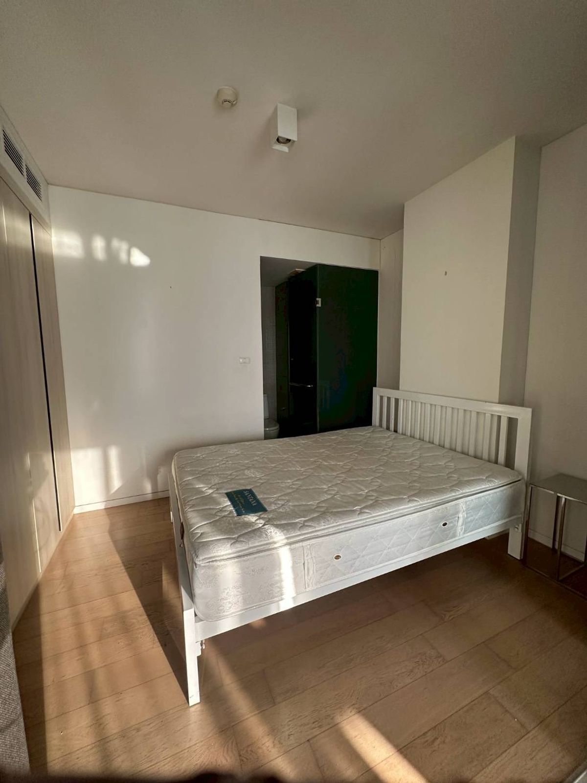 ให้เช่าคอนโดอารีย์ อนุสาวรีย์ : [ให้เช่า] ไซมิส ราชครู – 2 ห้องนอน 2 ห้องน้ำ ขนาด 65 ตร.ม. – ราคาเพียง 36,000 บาท/เดือน