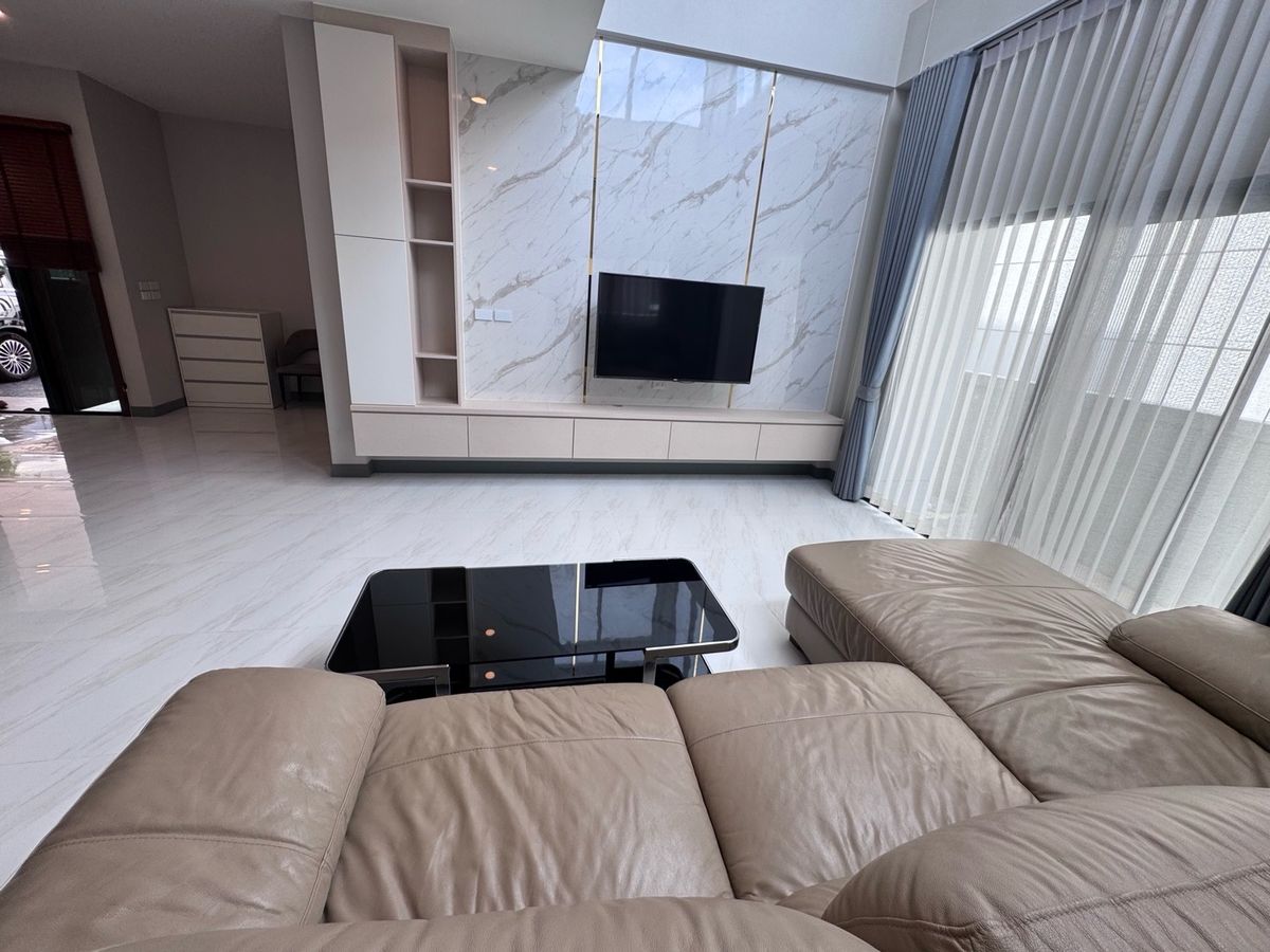 ให้เช่าบ้านลาดกระบัง สุวรรณภูมิ : ให้เช่าน บ้านหรู ใกล้ทองหล่อ the city สุขุมวิท-อ่อนนุช