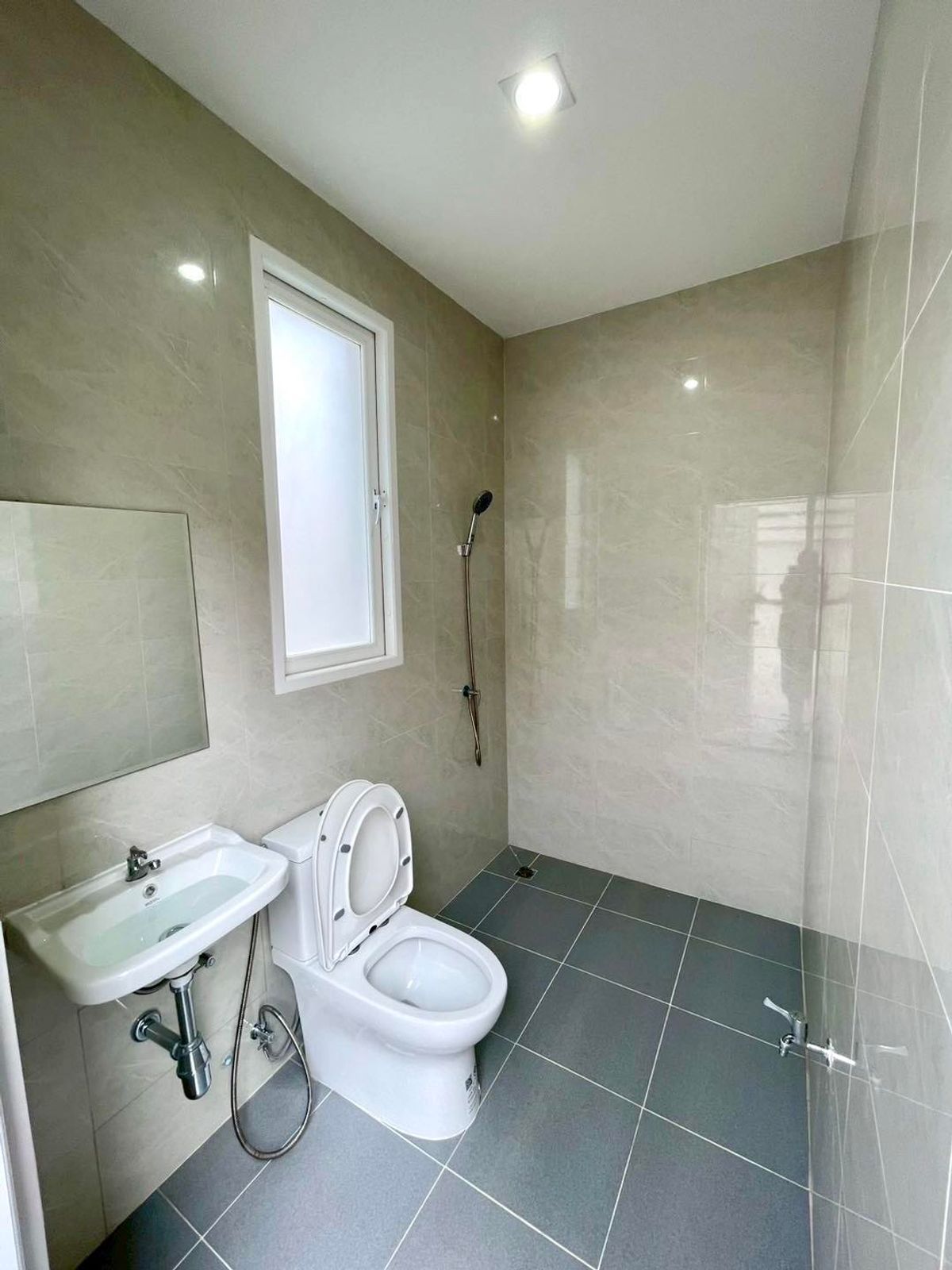 For SaleHouseMahachai Samut Sakhon : Nusasiri City Rama 2 /4 Bedrooms (Sale), Nusasiri City Rama 2 /4 Bedrooms (For Sale) Ping003