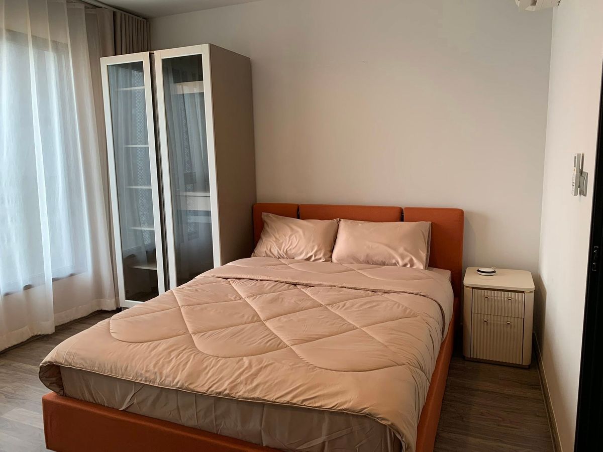 For RentCondoLadprao, Central Ladprao : RENT LIFE LADPRAO VALLEY 1 Bedroom 1 Bathroom 28 SQM. The room is beautiful, complete with the five Ladprao BTS.