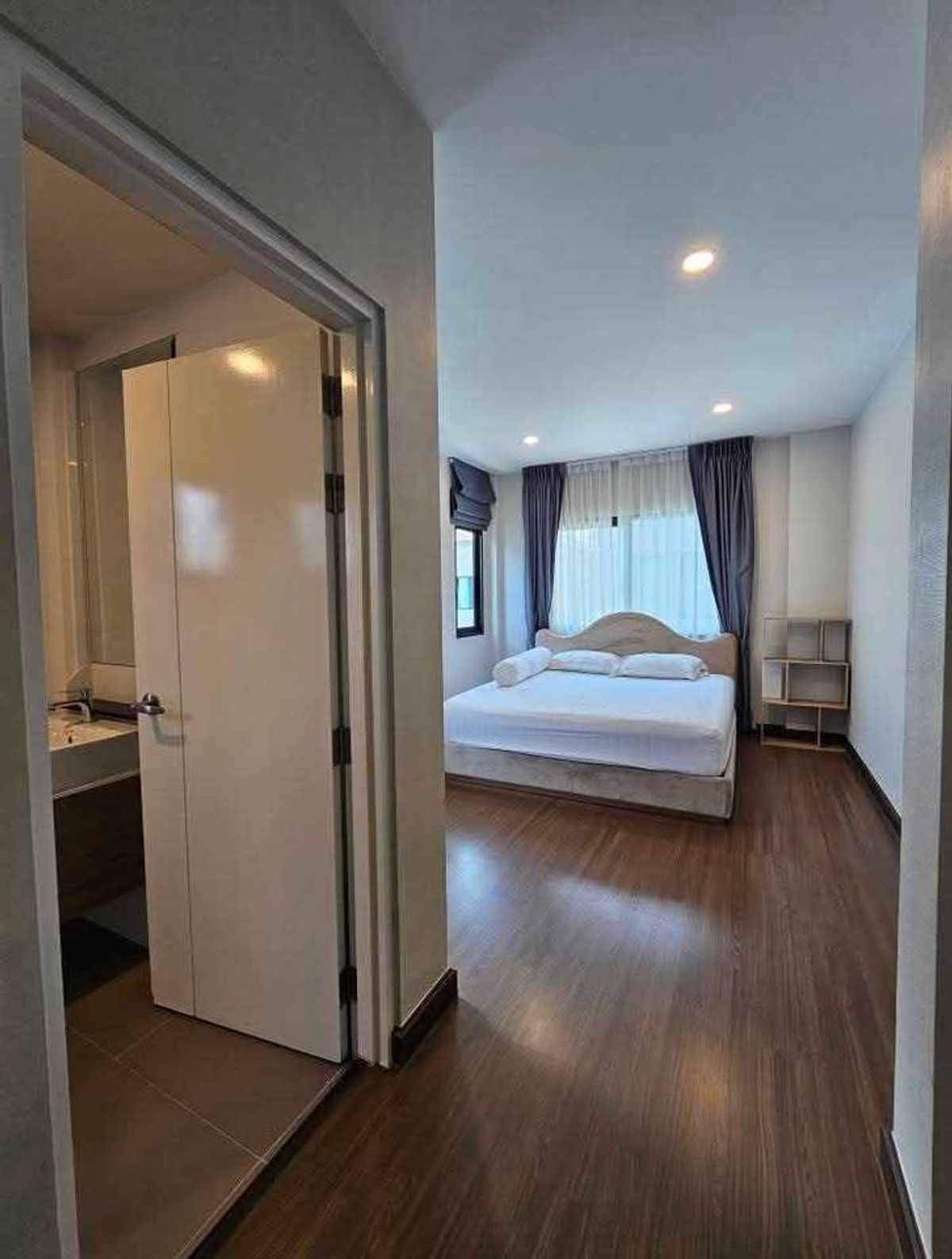 ให้เช่าบ้านนนทบุรี บางใหญ่ บางบัวทอง : ให้เช่า บ้านเดี่ยวสองชั้น The City สะพานเจษฎาบดินทร์ 4ห้องนอน 5 ห้องน้ำ มีห้องแม่บ้าน หลังมุม พร้อมเข้าอยู่