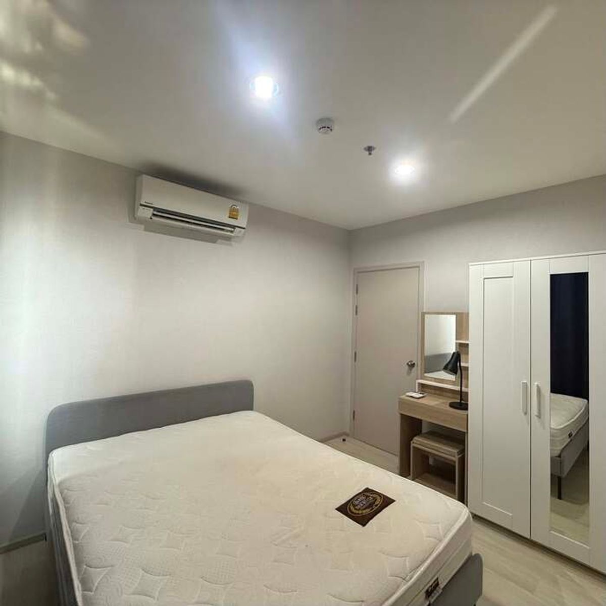 ให้เช่าคอนโดปิ่นเกล้า จรัญสนิทวงศ์ : 💥รหัส LFPK100238💥 📢📢For Rent life Pinklao (1 Br 30 ตร.ม/13,000 บาท) ชั้น 10 ครบ+ซักผ้า ติดMRT/ถนนใหญ่/ใกล้ห้าง 📞 087-4496994 เฟิร์ส 