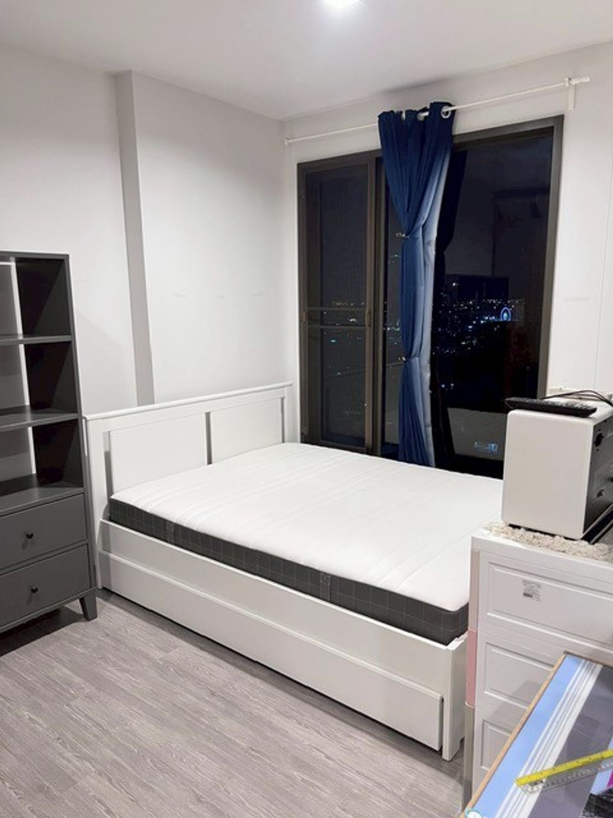 ขายคอนโดวงเวียนใหญ่ เจริญนคร : ขายคอนโดห้องมุม Nye By Sansiri แบบ Duplex ชั้น27 พร้อมเข้าอยู่ ทำเลดี ใกล้ BTS วงเวียนใหญ่