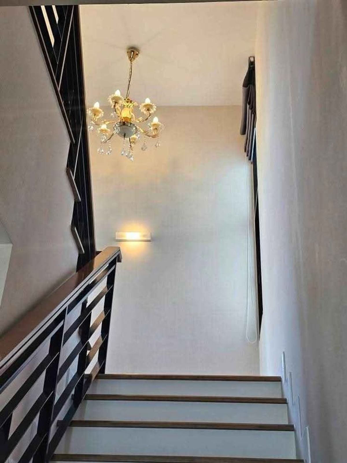 ให้เช่าบ้านนนทบุรี บางใหญ่ บางบัวทอง : ให้เช่า บ้านเดี่ยวสองชั้น The City สะพานเจษฎาบดินทร์ 4ห้องนอน 5 ห้องน้ำ มีห้องแม่บ้าน หลังมุม พร้อมเข้าอยู่