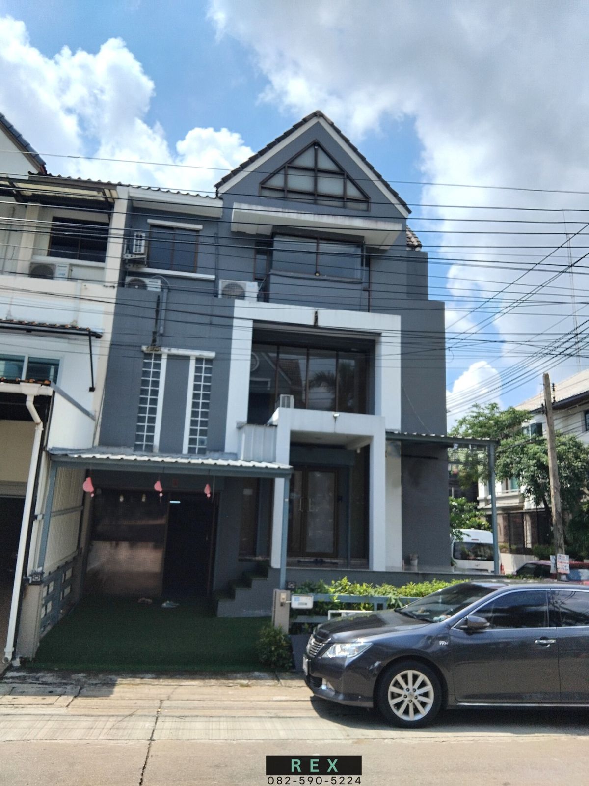 ให้เช่าโฮมออฟฟิศเลียบทางด่วนรามอินทรา : ให้เช่า โฮมออฟฟิศ 3 ชั้น Town in Town (ทาวน์อินทาวน์) ศรีวรา ลาดพร้าว 94