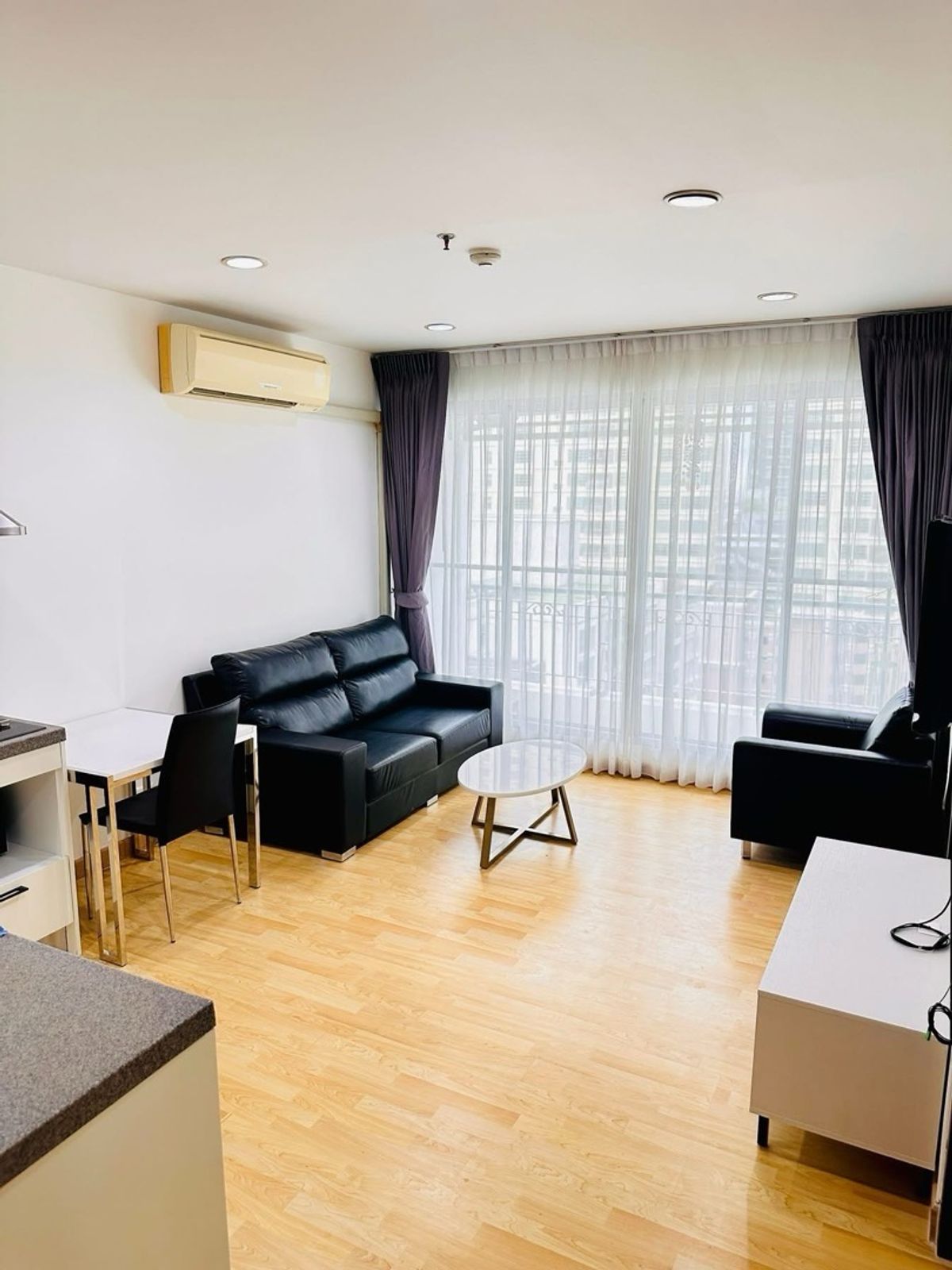 For RentCondoRatchathewi,Phayathai : Rent RR201 The Address siam. Beautiful room near the BTS Ratchathewi BTS in August 2025.