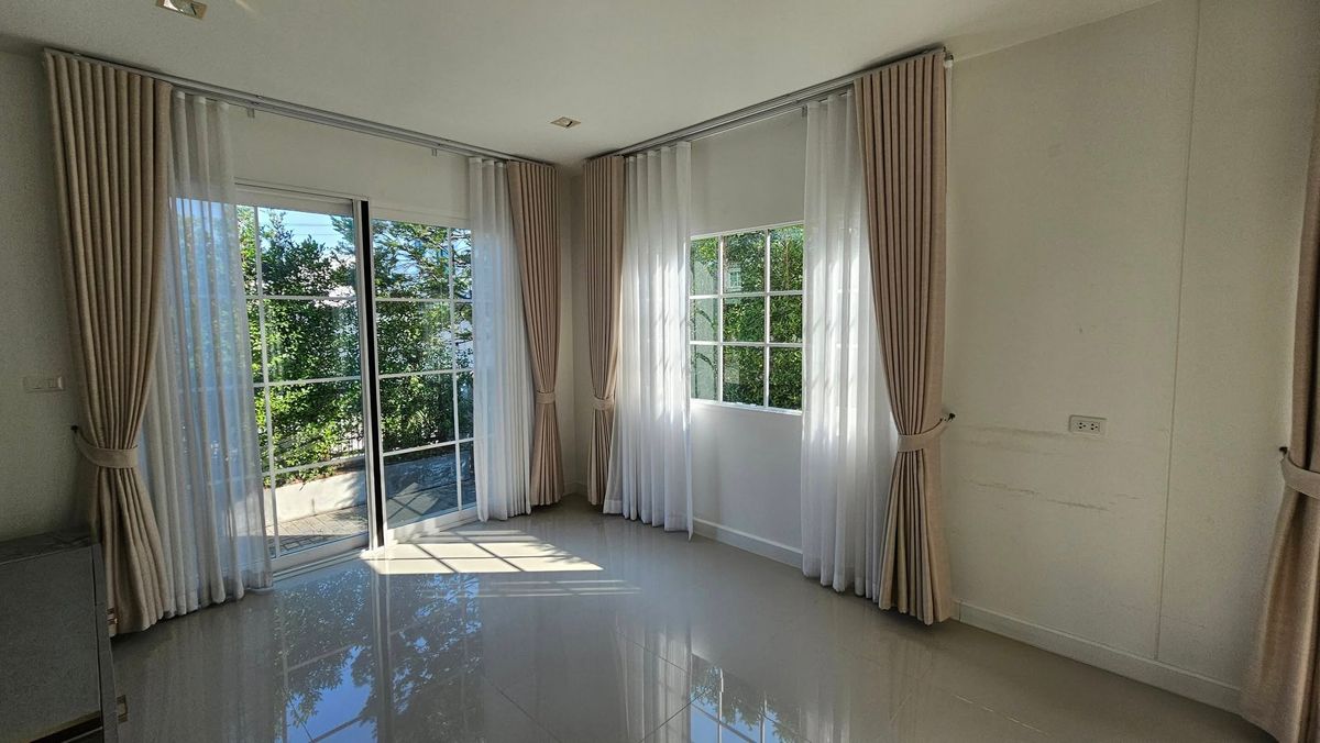 ขายบ้านท่าพระ ตลาดพลู วุฒากาศ : 🔥🏡 HOT DEAL! นักลงทุนตัวจริงห้ามพลาด! บ้านแปลงมุม โกลเด้น นีโอ สาทร! ทำเลทองใกล้ BTS และ สาทร!