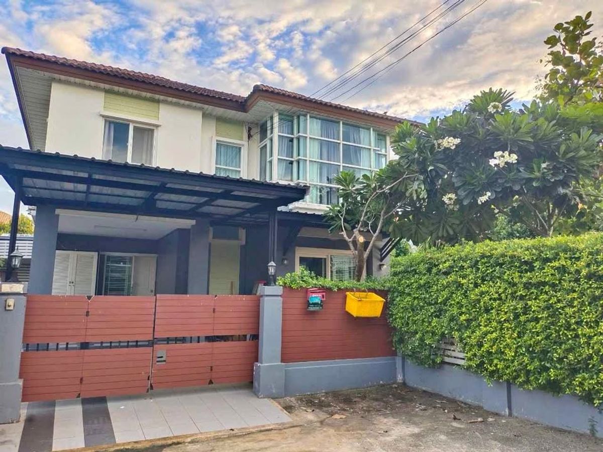 For RentHouseNonthaburi, Bang Yai, Bangbuathong : Newly renovated home near Central Westgate. Fully furnished and ready to move in.