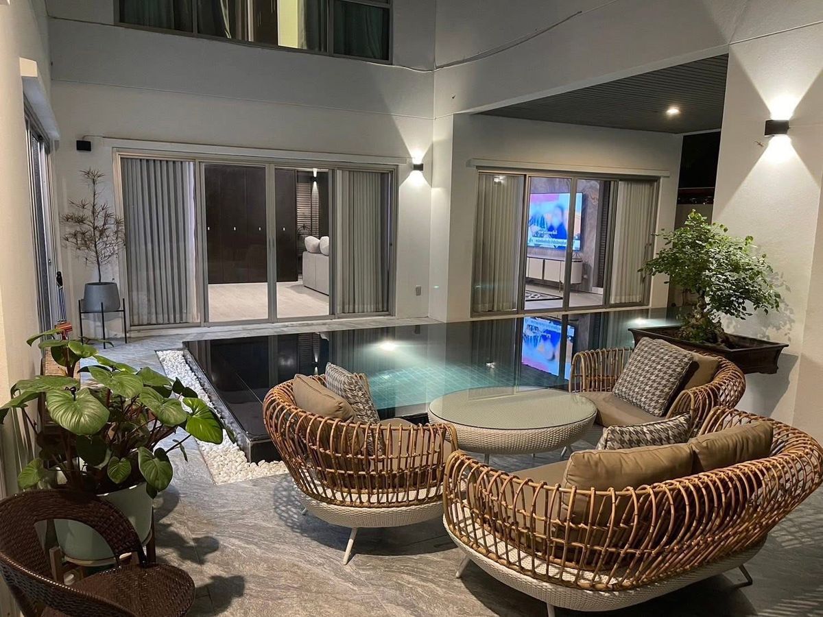 บ้านพัฒนาการ ศรีนครินทร์ : 🏠ขาย/เช่า โนเบิลทารา พัฒนาการ (ติดรถไฟฟ้า) บ้าน 2 ชั้น สระว่ายน้ำส่วนตัว 💦 