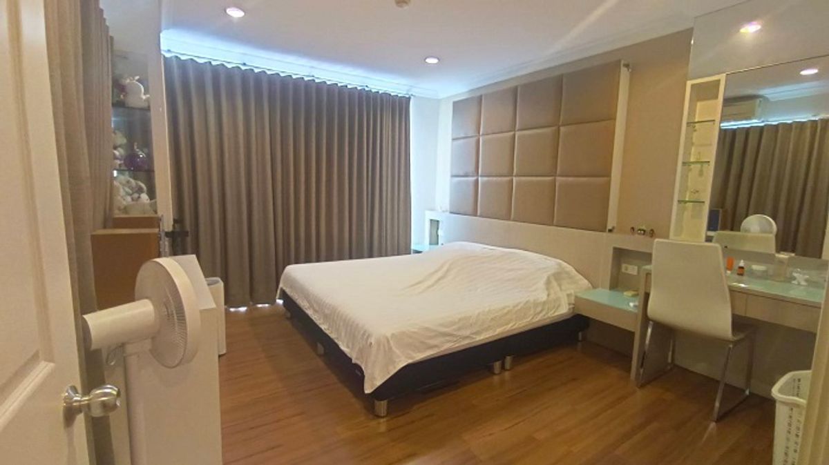 ขายคอนโดปิ่นเกล้า จรัญสนิทวงศ์ : 💥รหัส LSPK150351💥 📢📢ขายถูก Lumpini Suite Pinklao (2 Bed 63 ตร.ม/4.9 ล้าน) ชั้น 15 ครบ ใกล้ห้าง,ถนนใหญ่ 📞 087-4496994 เฟิร์ส