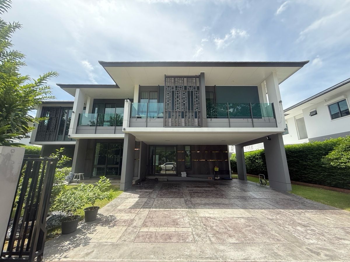 ขายบ้านพุทธมณฑล ศาลายา : บ้านเดี่ยว 2 ชั้น ทำเลดี ใกล้คลับเฮ้าส์ สงบ จอดรถได้มากกว่า 6 คัน