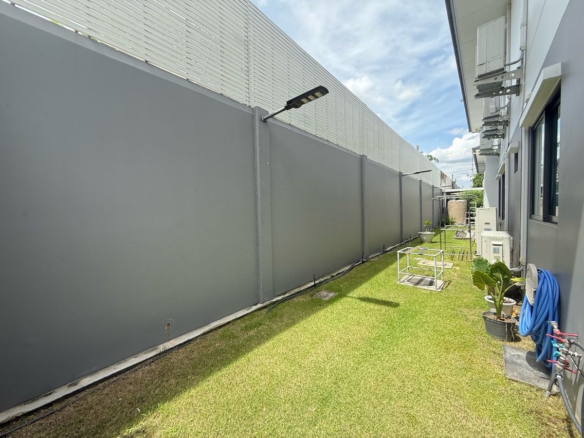 For SaleHousePhutthamonthon, Salaya : 2 -storey detached house, good location near the club house, peaceful, more than 6 cars