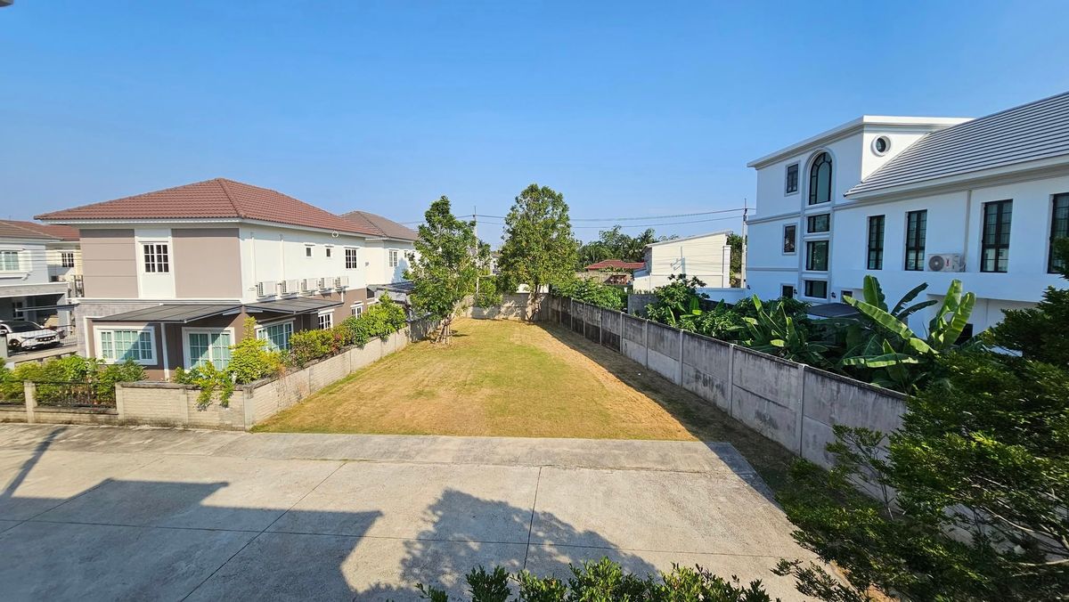 ขายบ้านท่าพระ ตลาดพลู วุฒากาศ : 🔥🏡 HOT DEAL! นักลงทุนตัวจริงห้ามพลาด! บ้านแปลงมุม โกลเด้น นีโอ สาทร! ทำเลทองใกล้ BTS และ สาทร!