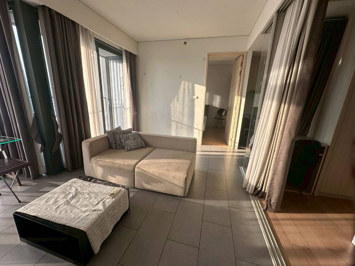 ให้เช่าคอนโดอารีย์ อนุสาวรีย์ : [ให้เช่า] ไซมิส ราชครู – 2 ห้องนอน 2 ห้องน้ำ ขนาด 65 ตร.ม. – ราคาเพียง 36,000 บาท/เดือน