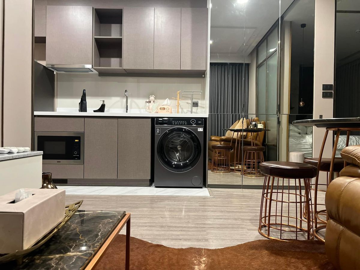 ขายคอนโดสุขุมวิท อโศก ทองหล่อ : RHYTHM Ekkamai / 1 Bedroom (SALE WITH TENANT), ริธึ่ม เอกมัย / 1 ห้องนอน (ขายพร้อมผู้เช่า) NUUN026
