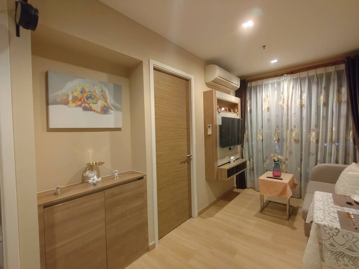 ให้เช่าคอนโดสะพานควาย จตุจักร : ห้องปล่อยเช่าไวมาก Rhythm Phahol Ari สนใจติดต่อ Line : 0889656914 รีบทักเลย