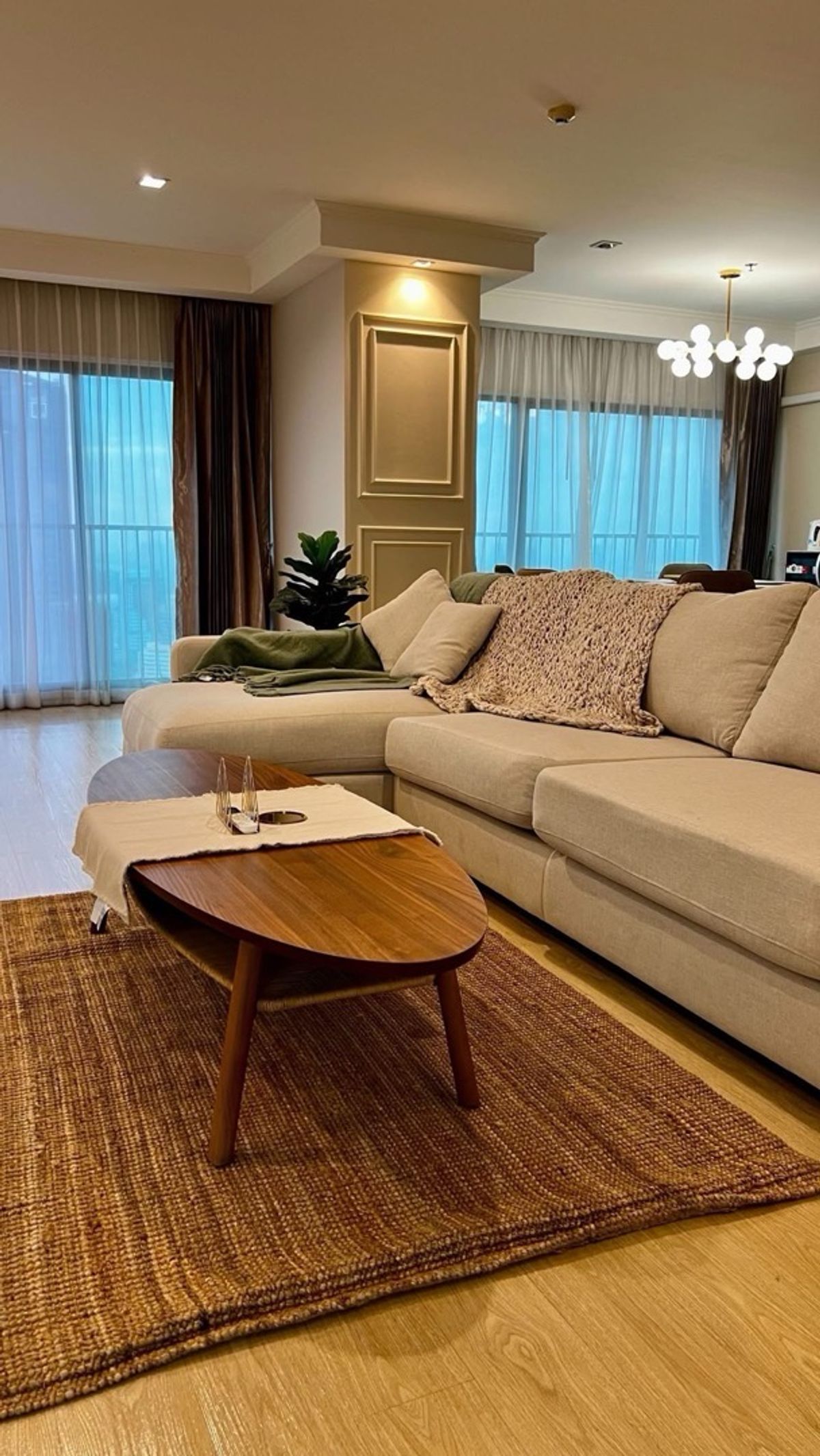 CondoSukhumvit, Asoke, Thonglor : For Sale / For Rent: Noble Remix Thonglor (Phase 1)
Connected to BTS Thong Lor