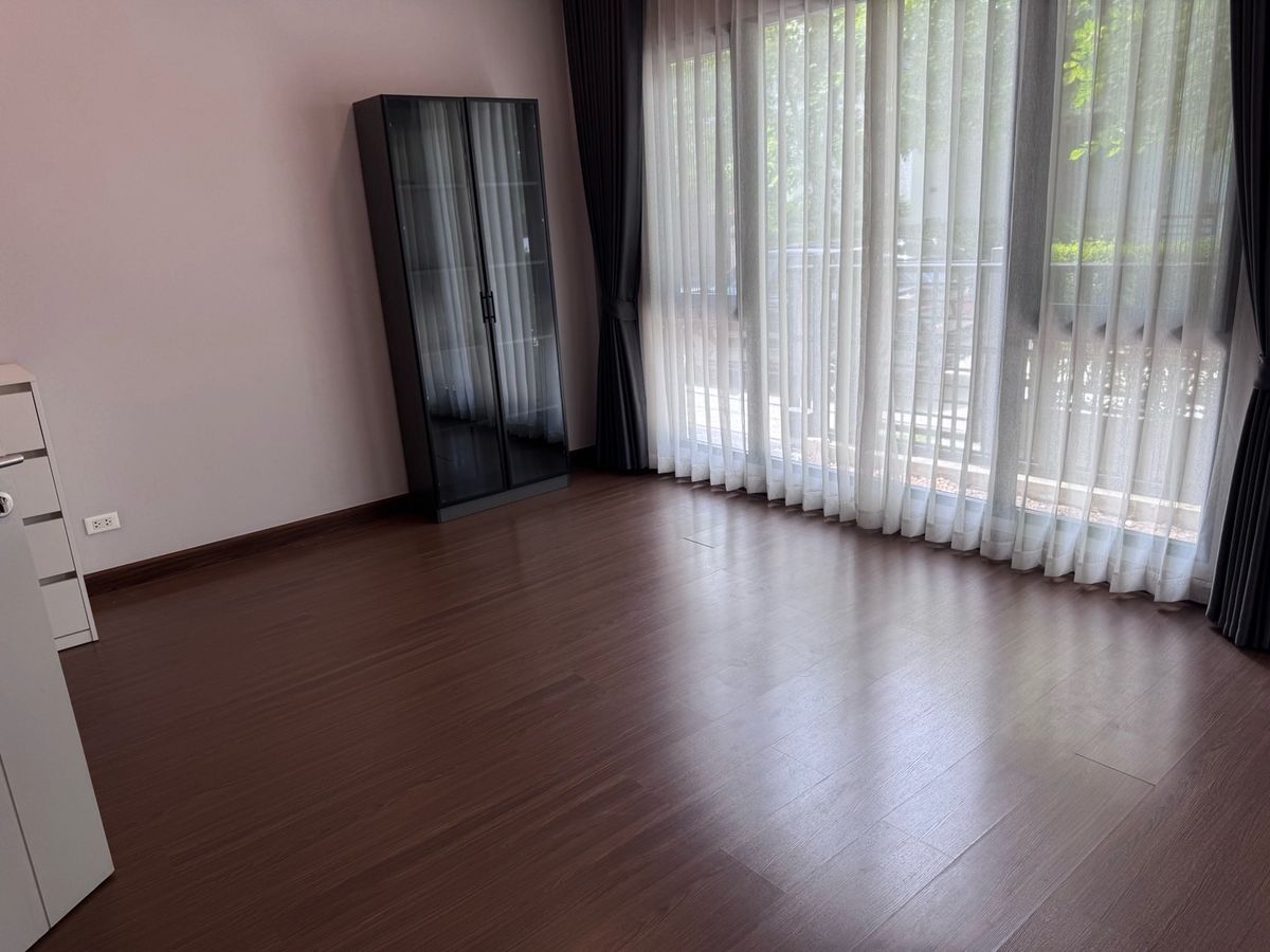 ให้เช่าบ้านลาดกระบัง สุวรรณภูมิ : ให้เช่าน บ้านหรู ใกล้ทองหล่อ the city สุขุมวิท-อ่อนนุช