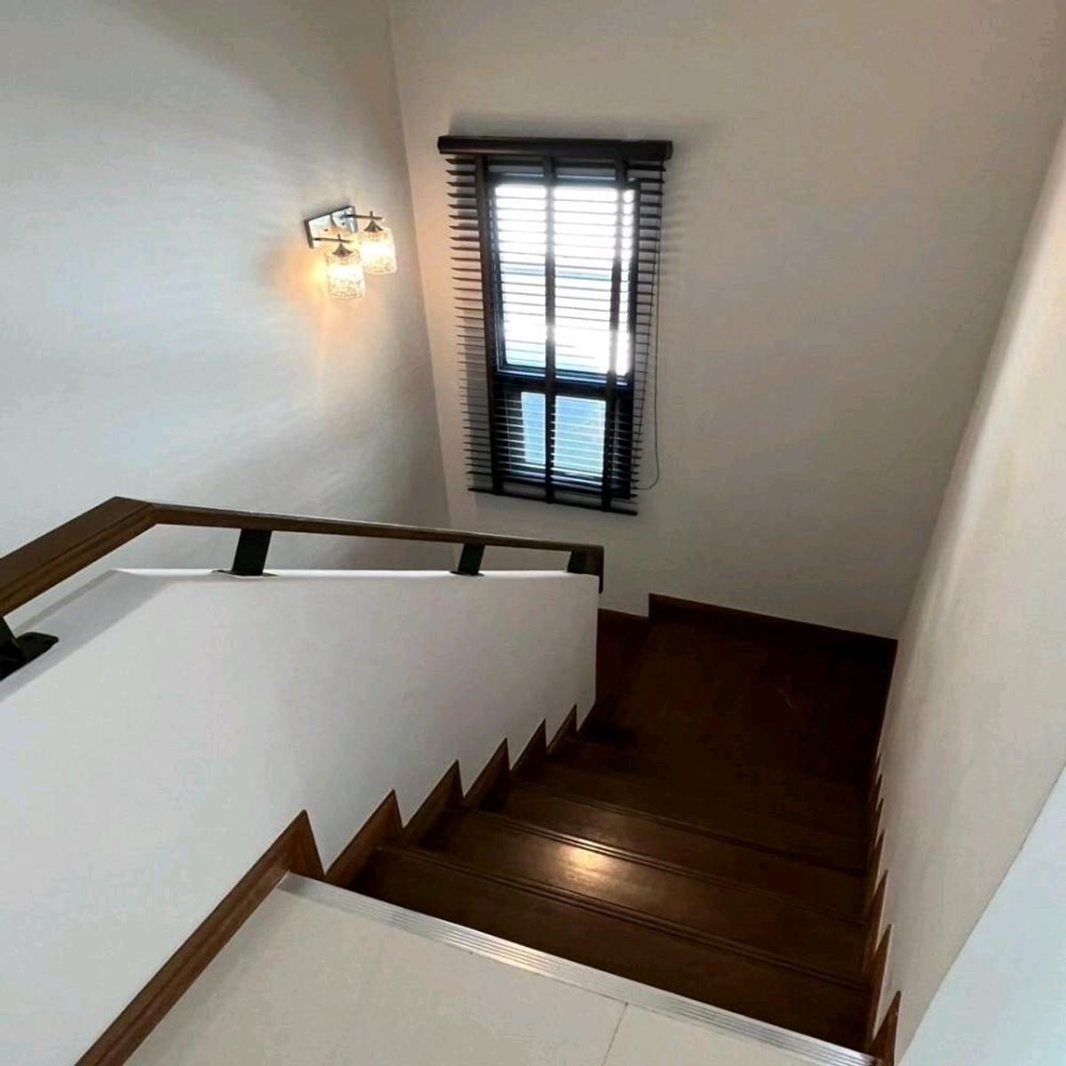 For SaleHouseLadkrabang, Suwannaphum Airport : House for sale 105 sq.w., On Nut Ring 14.9 million