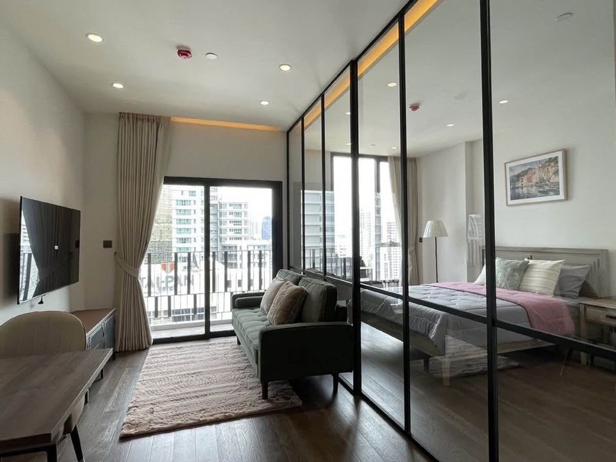 For RentCondoSukhumvit, Asoke, Thonglor : Condo for rent 1 bedroom Muniq Sukhumvit 23 🔥 Near MRT Sukhumvit 🔥