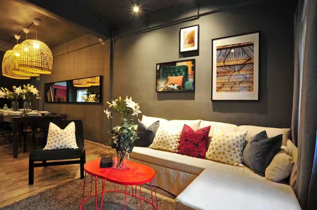 เซ้งกิจการโรงแรม & กิจการอพาร์ตเมนต์คลองเตย กล้วยน้ำไท : เซ้งกิจการบ้านพัก Airbnb – ใกล้ MRT ศูนย์ประชุมแห่งชาติสิริกิติ์ เพียง 400 เมตร