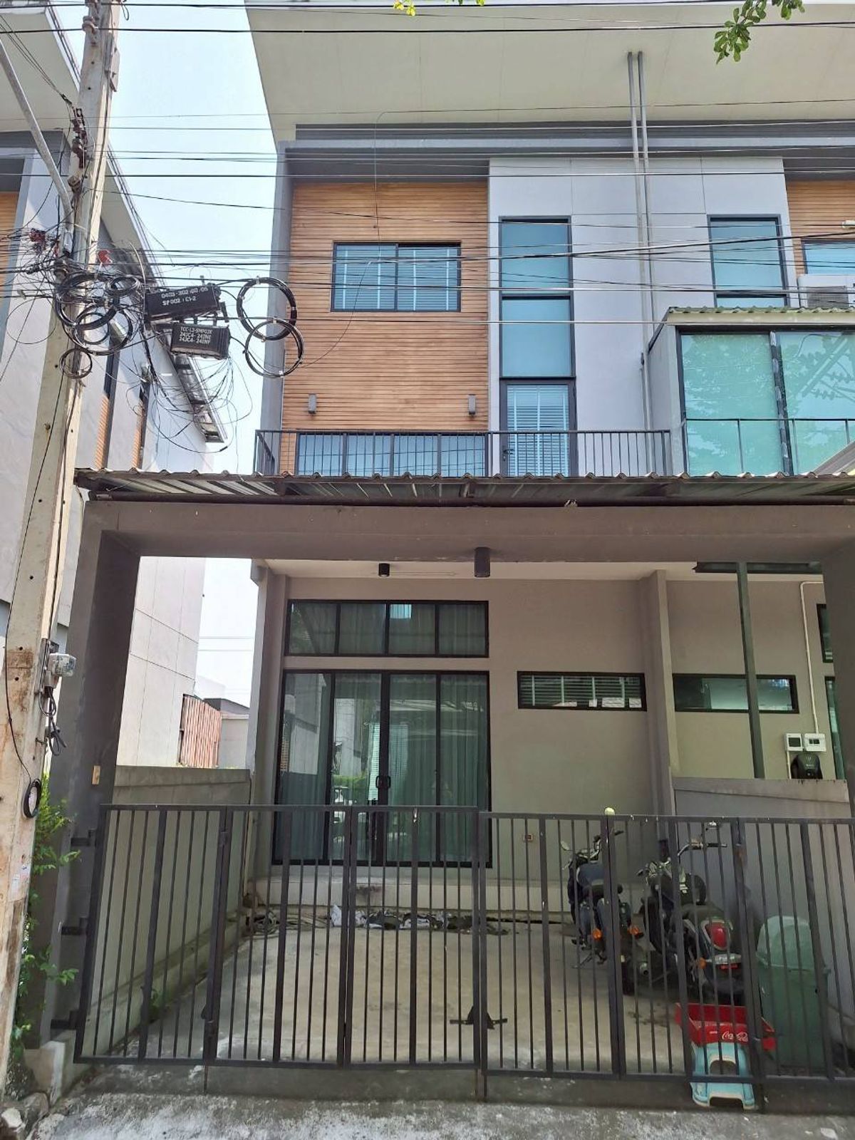 ขายบ้านสมุทรปราการ สำโรง : ขาย บ้านโครงการ Eco Space Bangna เนื้อที่ 22 ตารางวา