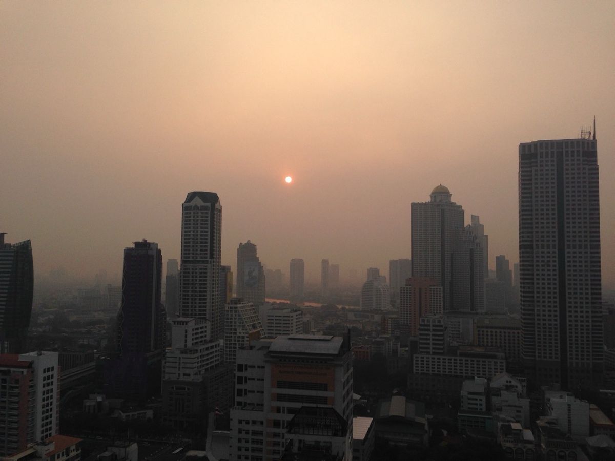 For RentCondoSathorn, Narathiwat : 🔥For urgent rent🔥The Address Sathorn, luxury condo, beautiful view, fully furnished, ready to move in, only 150 m. from BTS Saint Louis station.