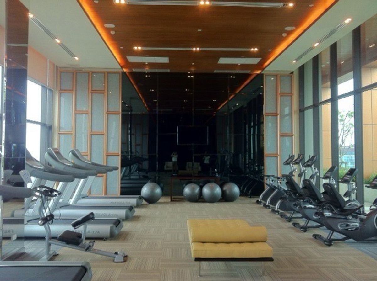 For RentCondoSathorn, Narathiwat : 🔥For urgent rent🔥The Address Sathorn, luxury condo, beautiful view, fully furnished, ready to move in, only 150 m. from BTS Saint Louis station.