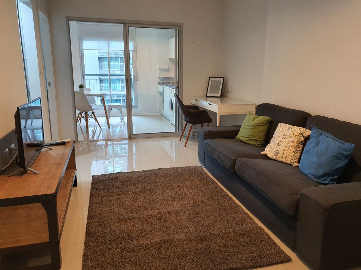 For RentCondoRama9, Petchburi, RCA : For Rent Condo Aspire Rama 9 fully furnished (S15-40777)