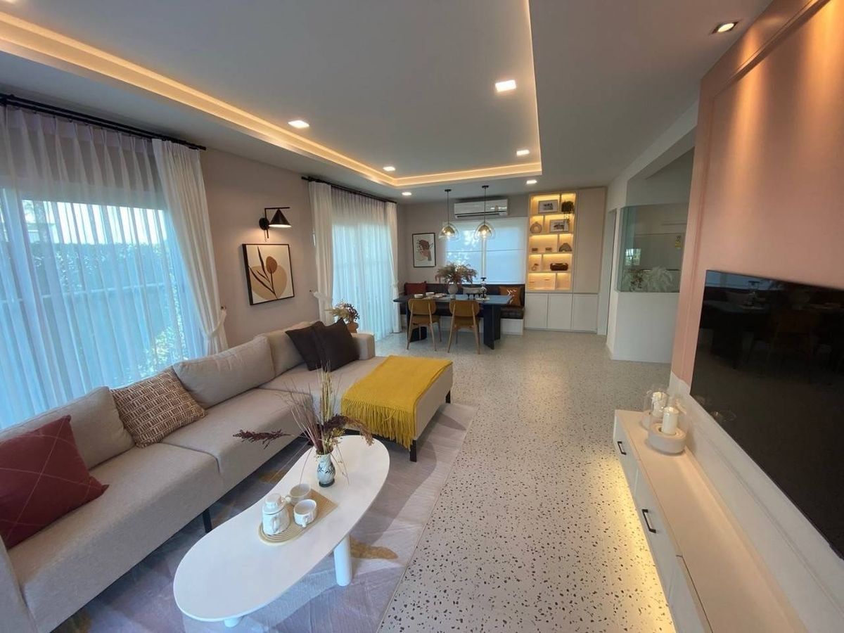 ให้เช่าบ้านบางนา แบริ่ง ลาซาล : 💥ForRent💥4Bed • Villaggio2 Srinakarin–Bangna 🏡 Near Mega Bangna‼️ Pet Friendly 🐶🐱 Private Garden 🌳Fully Furnished ✨