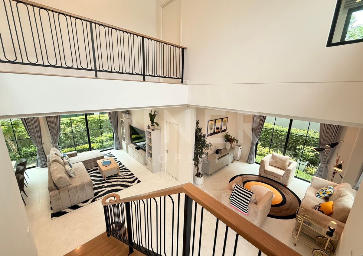 ให้เช่าบ้านพัฒนาการ ศรีนครินทร์ : 🔥🏡 曼谷格力他区超值价格！🏡 出租 (For Rent) | Narinsiri Krungthep Kreetha（4卧室，330平方米）