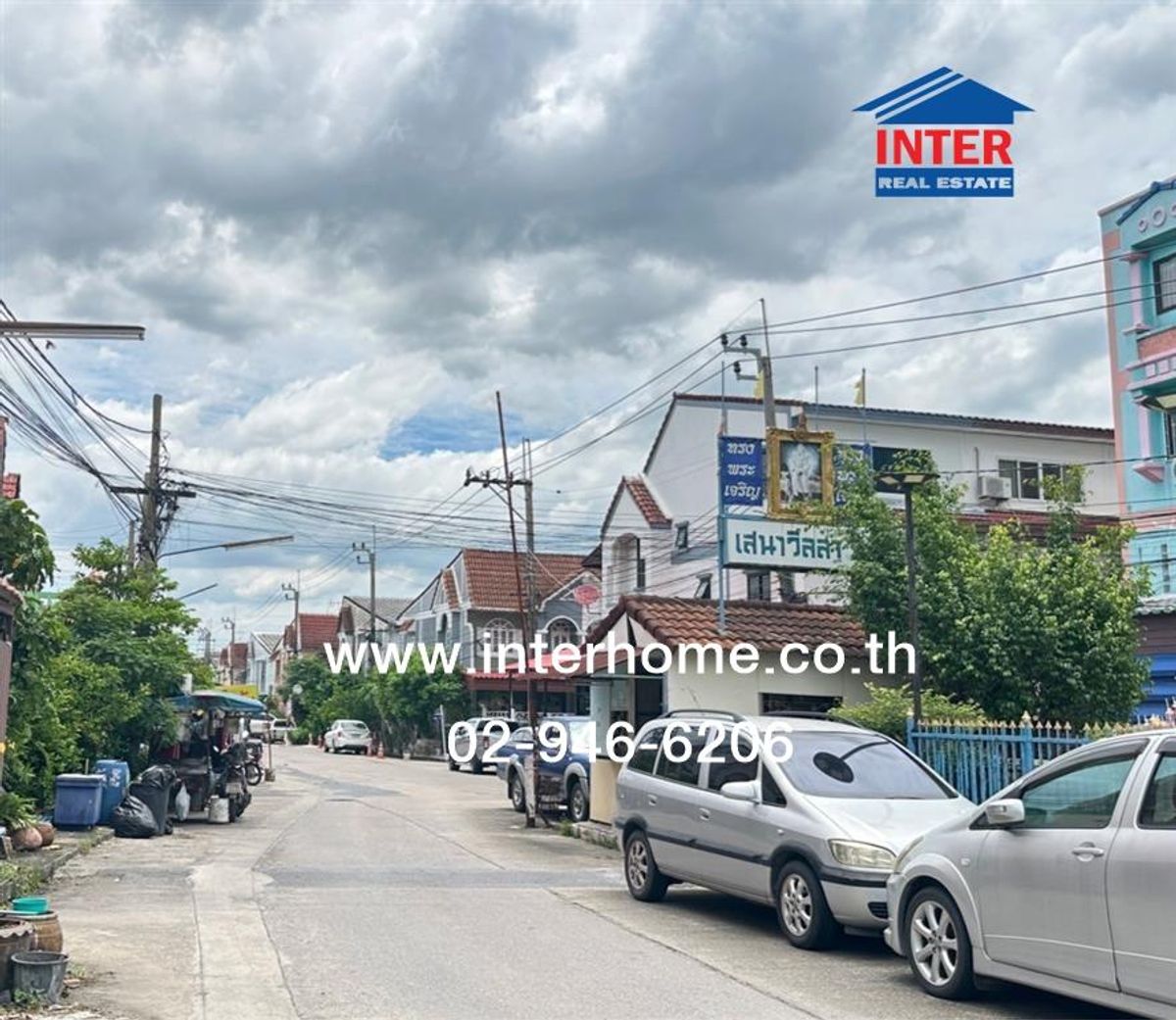 ขายทาวน์โฮมนวมินทร์ รามอินทรา : ทาวน์เฮ้าส์ 2 ชั้น 16 ตร.ว. หมู่บ้านเลิศอุบลพระยาสุเรนทร์ ซอยพระยาสุเรนทร์44 ถนนรามอินทรา ถนนพระยาสุเรนทร์ ถนนคู้บอน เขตมีนบุรี กรุงเทพมหานคร