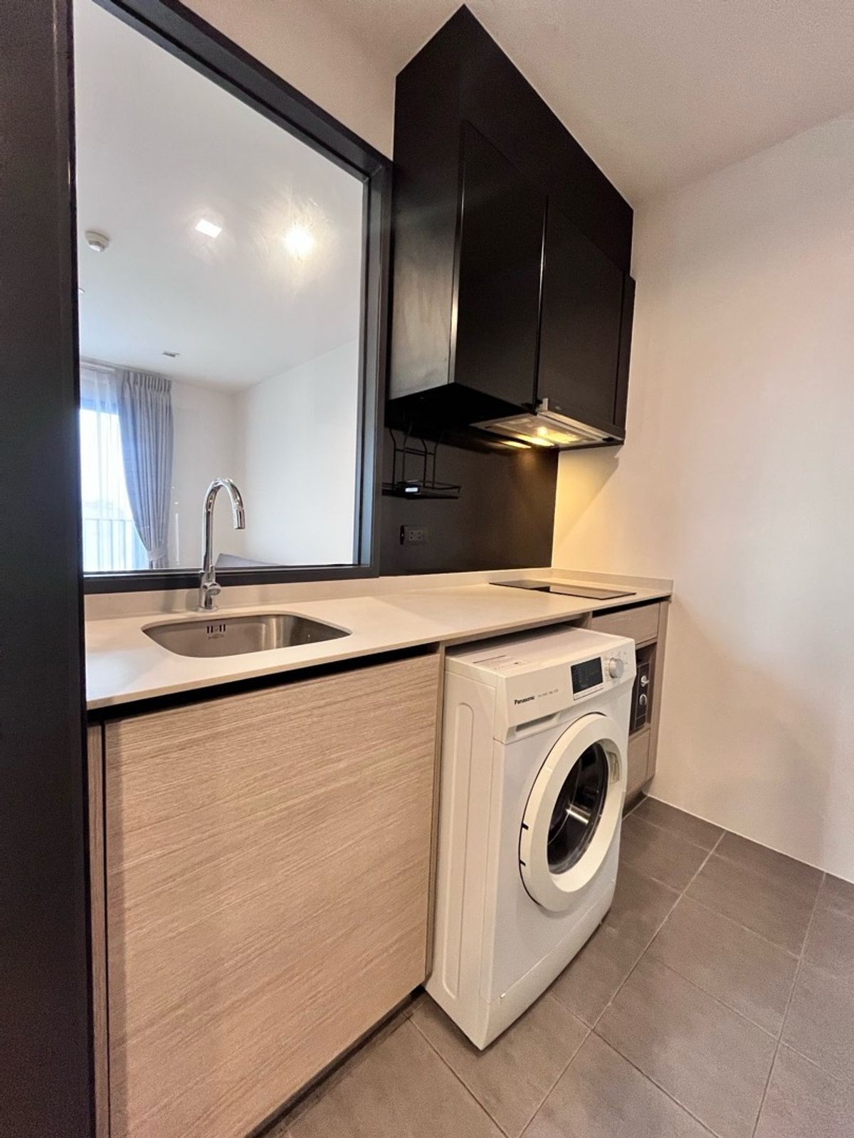 For RentCondoRama9, Petchburi, RCA : Urgent rent* The base garden rama9 *2 bedrooms, 1 bathrooms, no cracks **