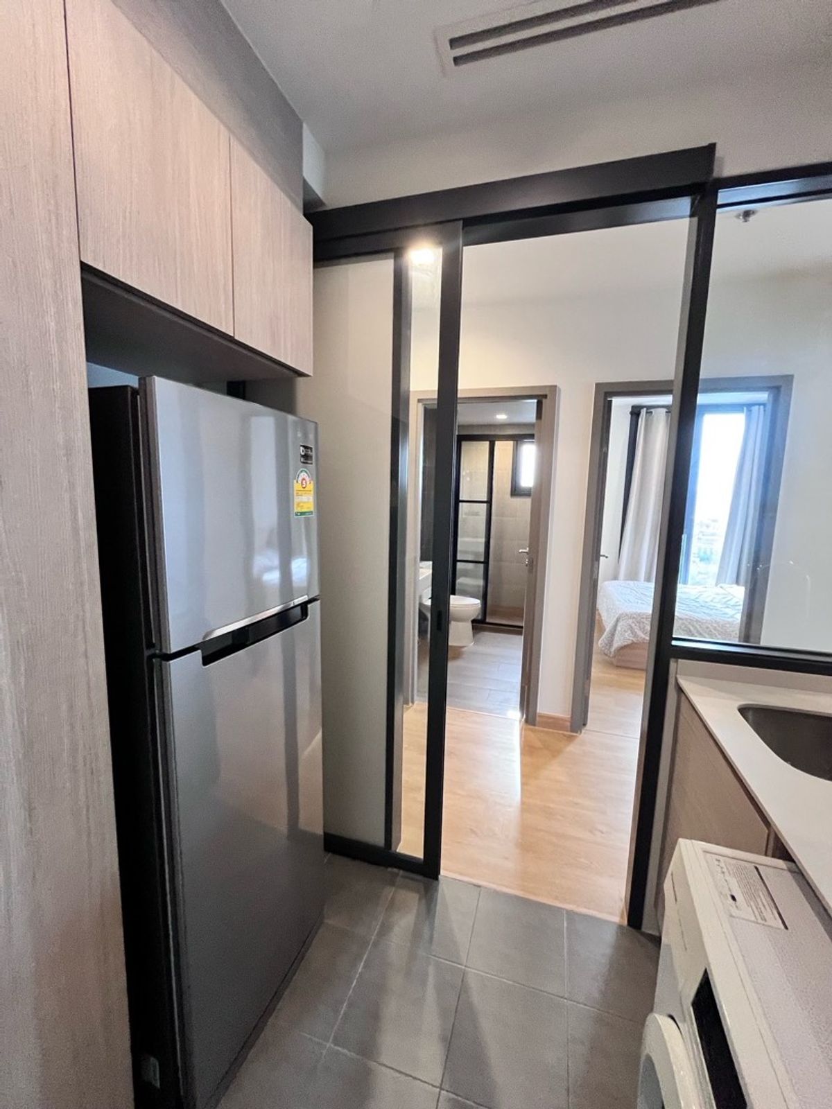 For RentCondoRama9, Petchburi, RCA : Urgent rent* The base garden rama9 *2 bedrooms, 1 bathrooms, no cracks **